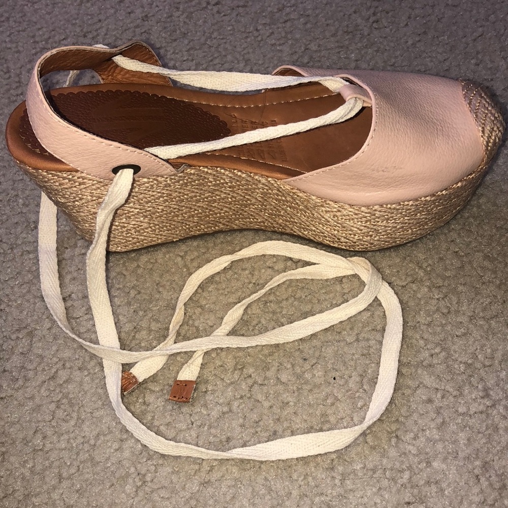 Wrap up wedges